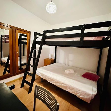 Punta Me Rooms Near The Gran Via Madrid Ngoại thất bức ảnh