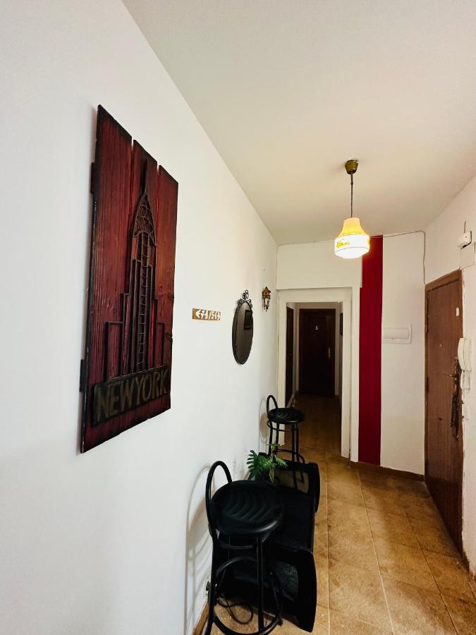 Punta Me Rooms Near The Gran Via Madrid Ngoại thất bức ảnh