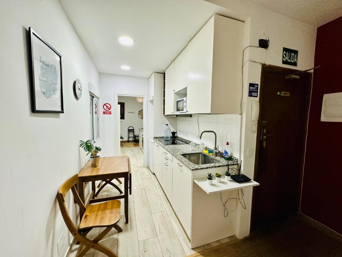 Punta Me Rooms Near The Gran Via Madrid Ngoại thất bức ảnh
